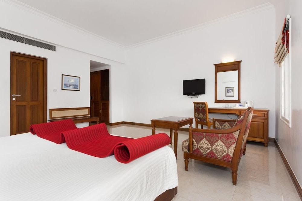 The Avenue Center Hotel Kochi Luaran gambar