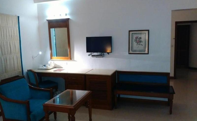 The Avenue Center Hotel Kochi Luaran gambar