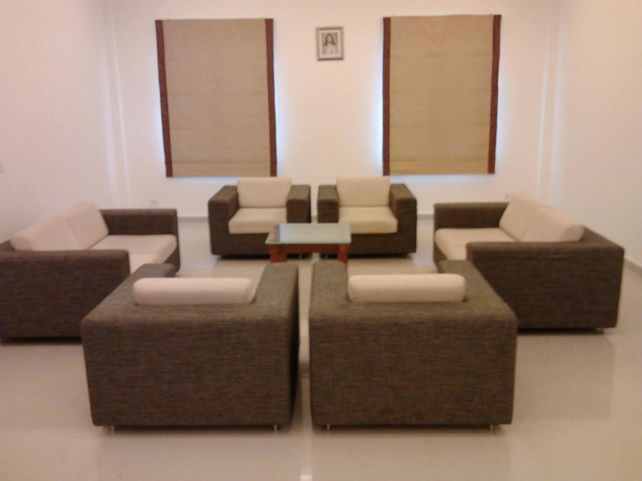 The Avenue Center Hotel Kochi Luaran gambar