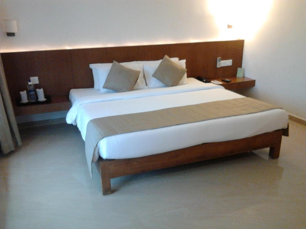 The Avenue Center Hotel Kochi Luaran gambar